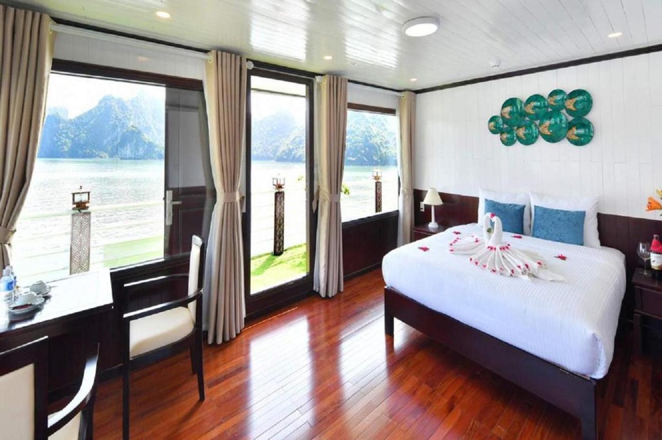 Halong Sapphire Cruises Hotell Ha Long Eksteriør bilde