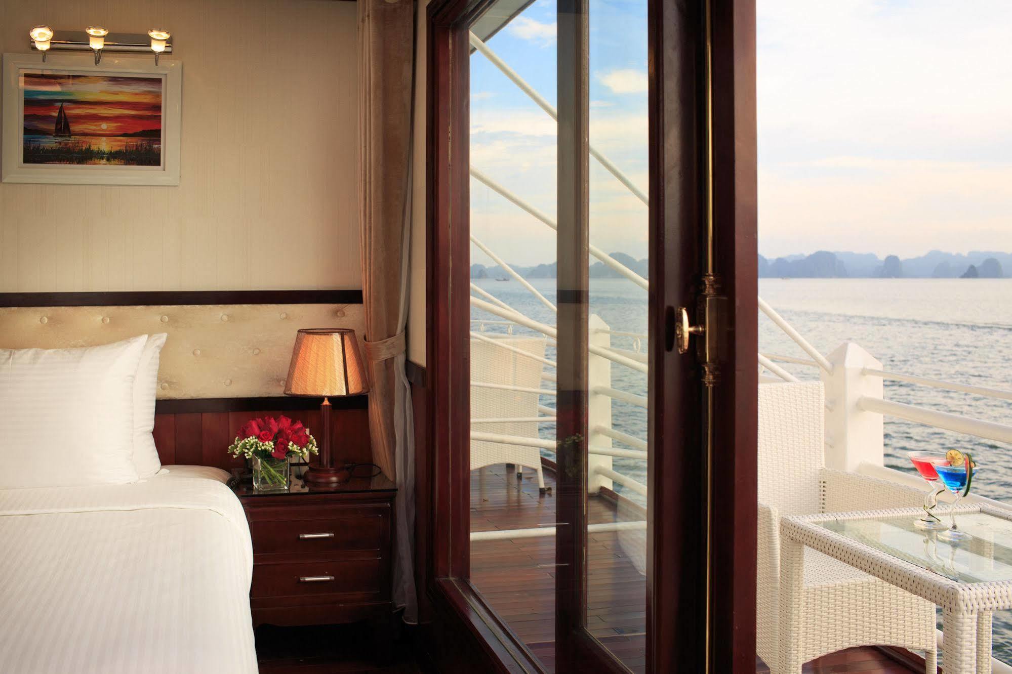 Halong Sapphire Cruises Hotell Ha Long Eksteriør bilde