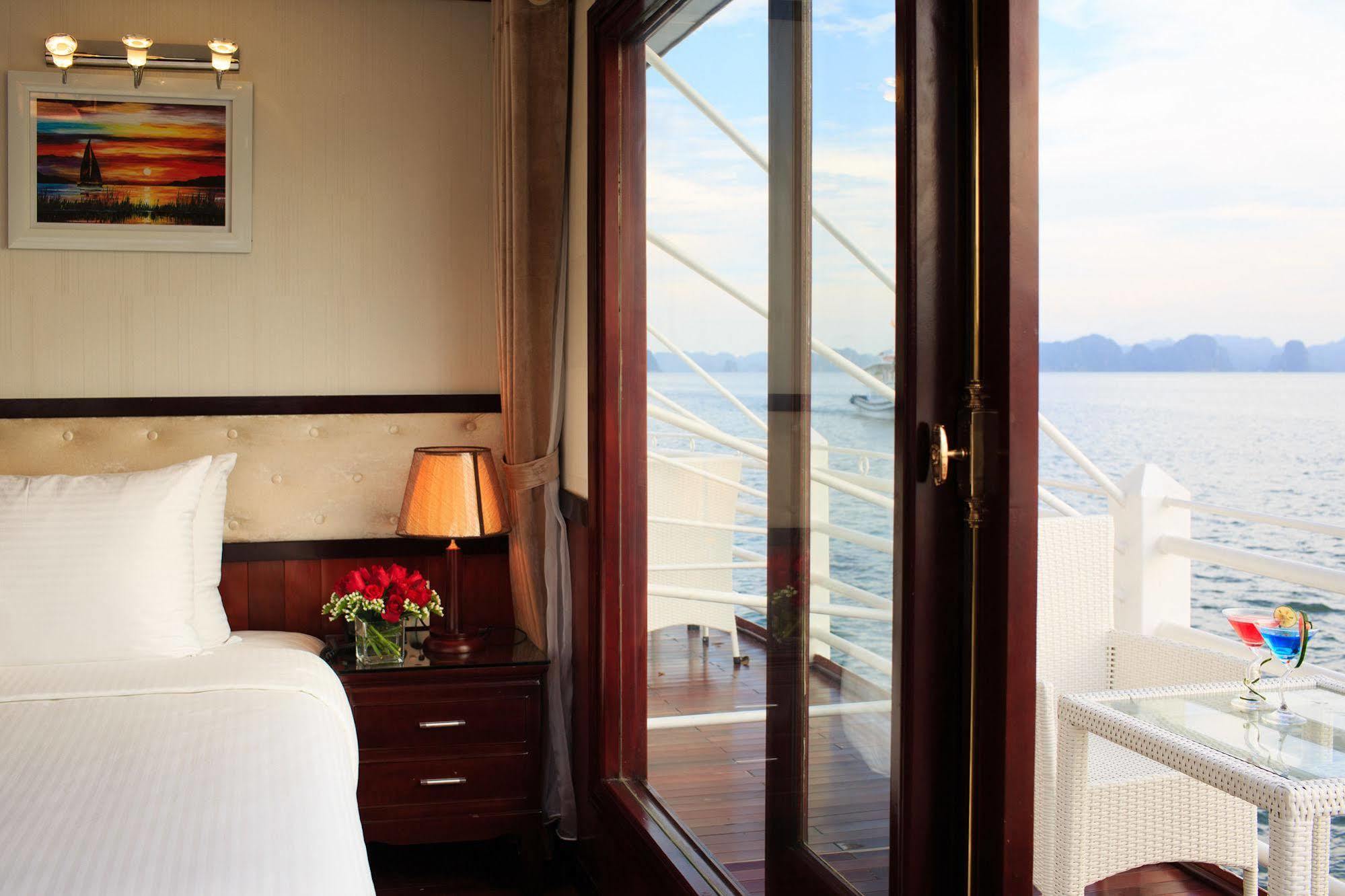 Halong Sapphire Cruises Hotell Ha Long Eksteriør bilde