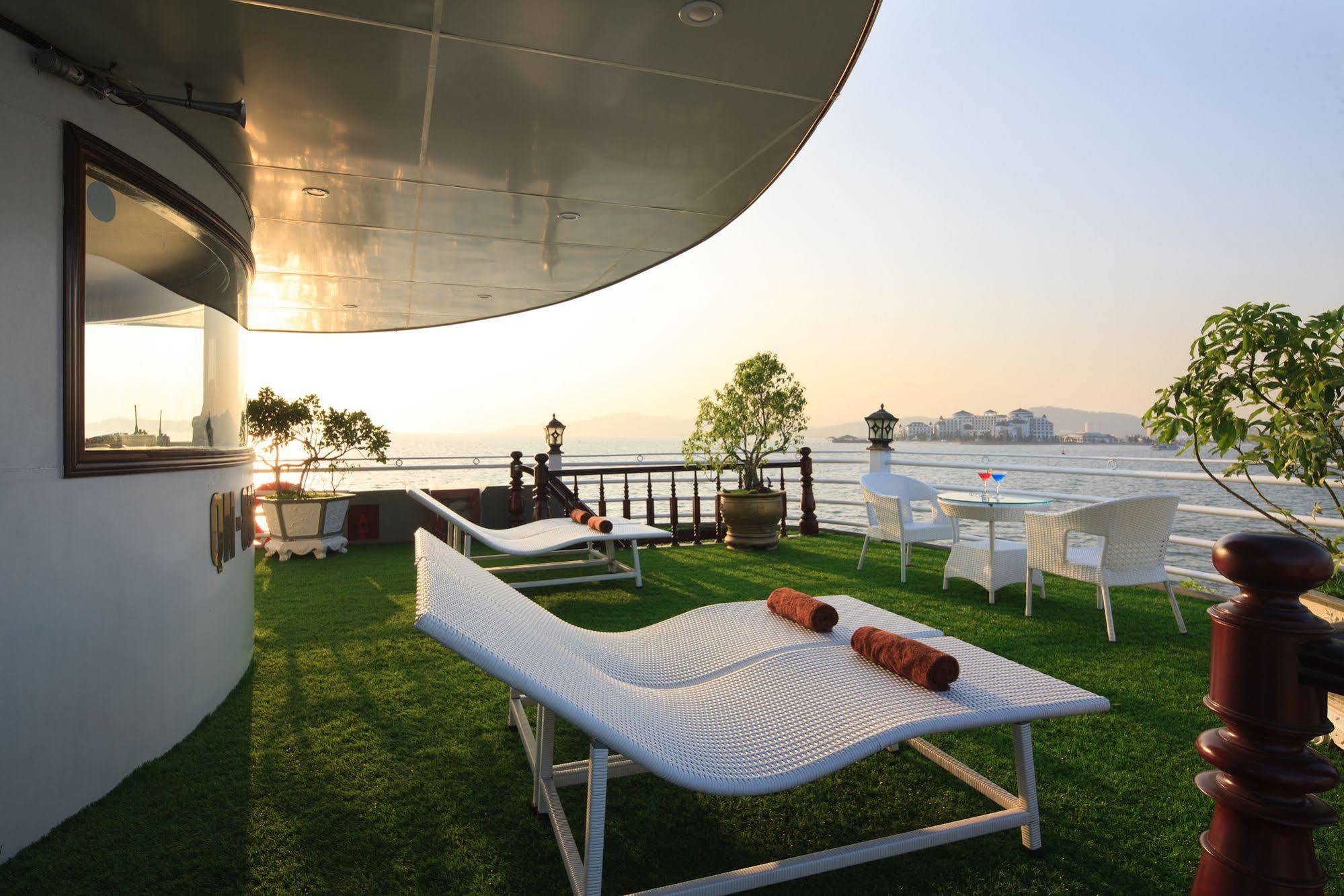 Halong Sapphire Cruises Hotell Ha Long Eksteriør bilde