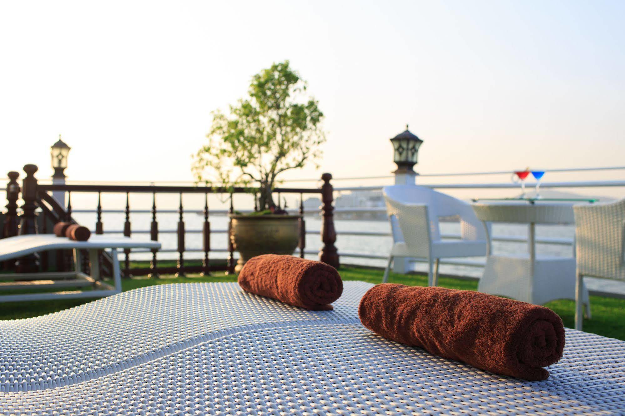 Halong Sapphire Cruises Hotell Ha Long Eksteriør bilde