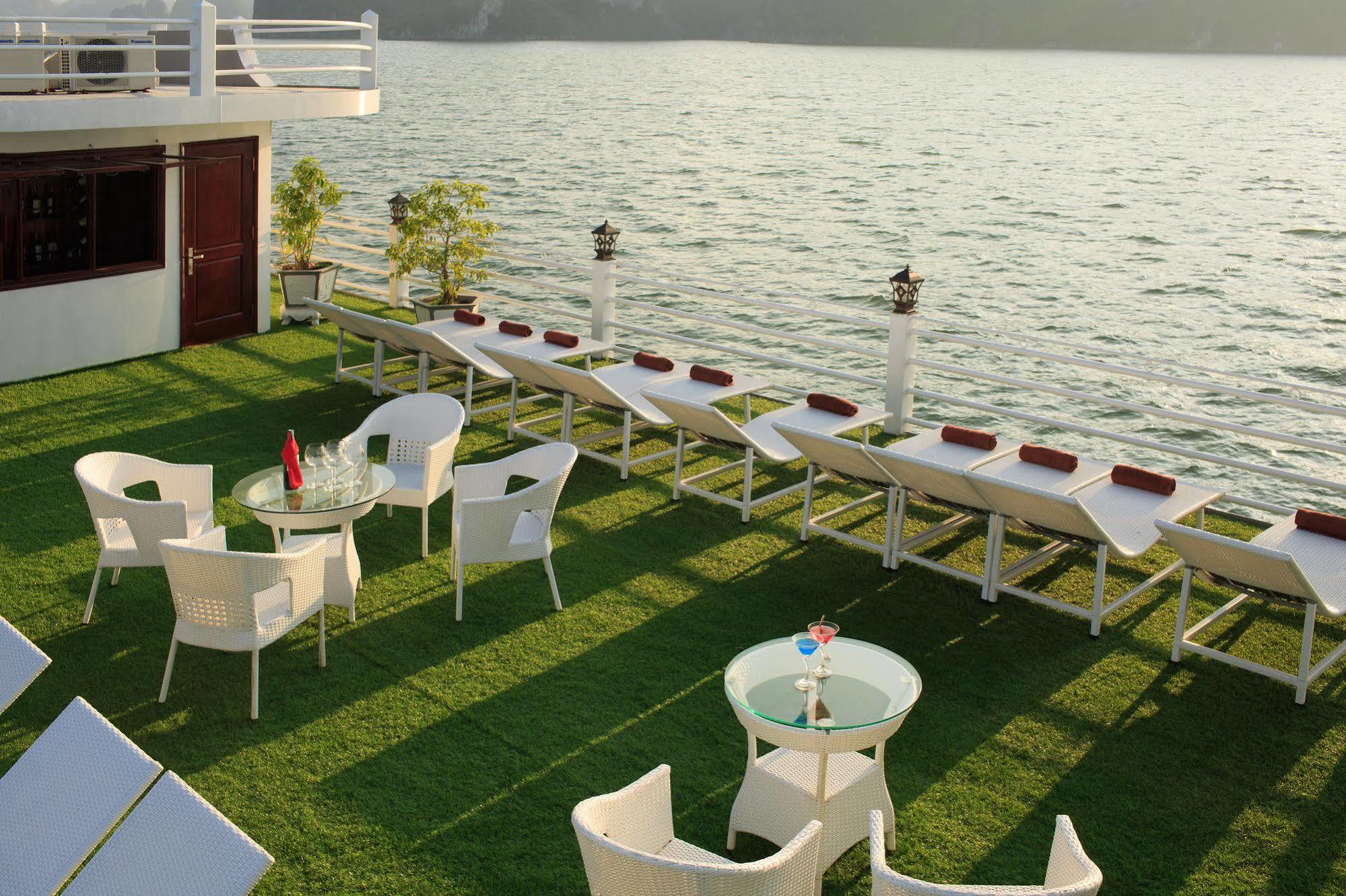 Halong Sapphire Cruises Hotell Ha Long Eksteriør bilde