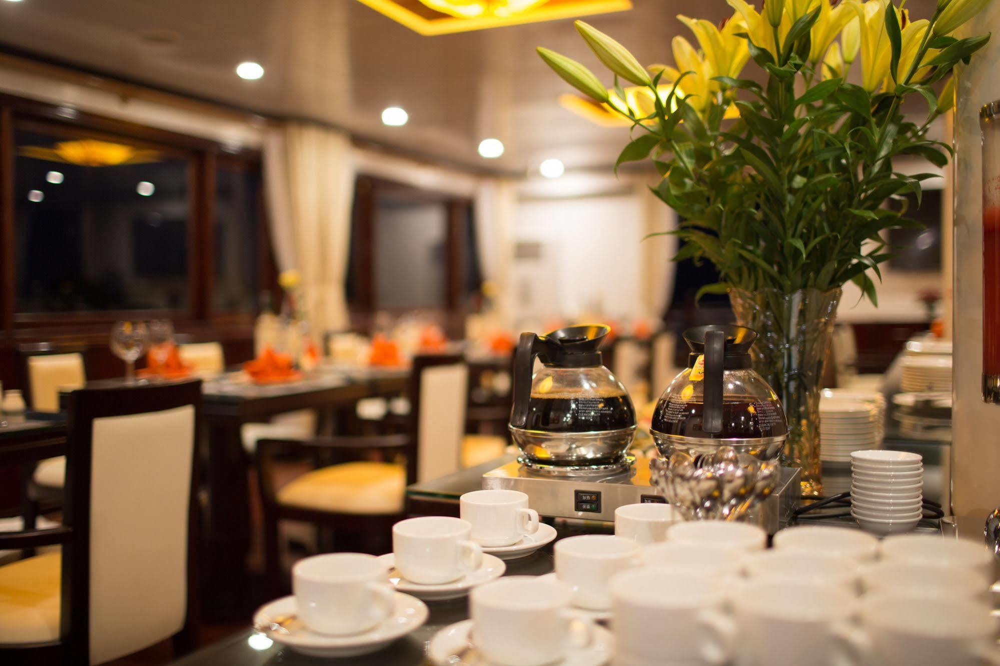 Halong Sapphire Cruises Hotell Ha Long Eksteriør bilde