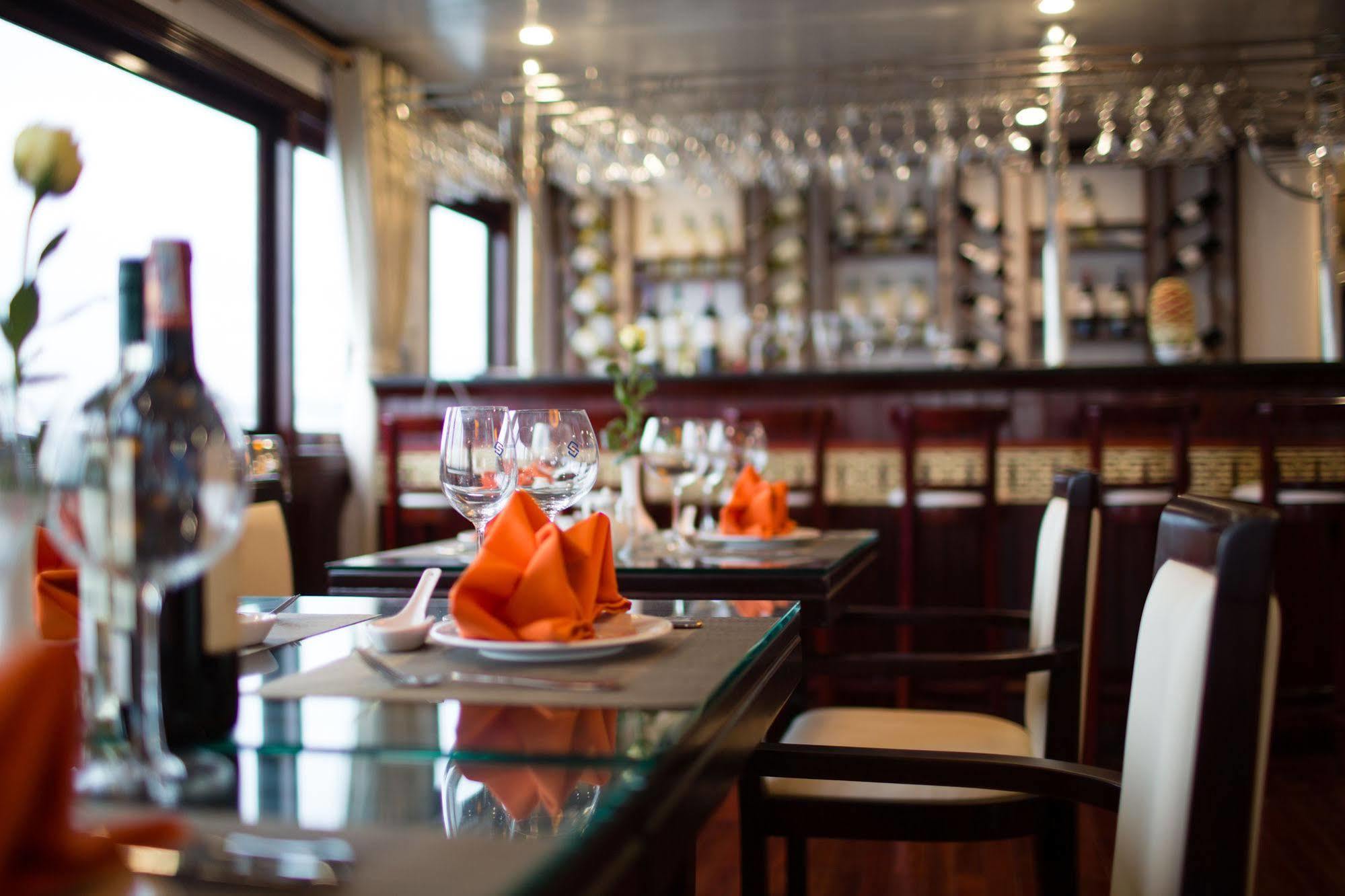 Halong Sapphire Cruises Hotell Ha Long Eksteriør bilde